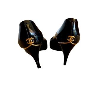 Vintage Chanel Patent Leather Pumps 39EU/8.5US